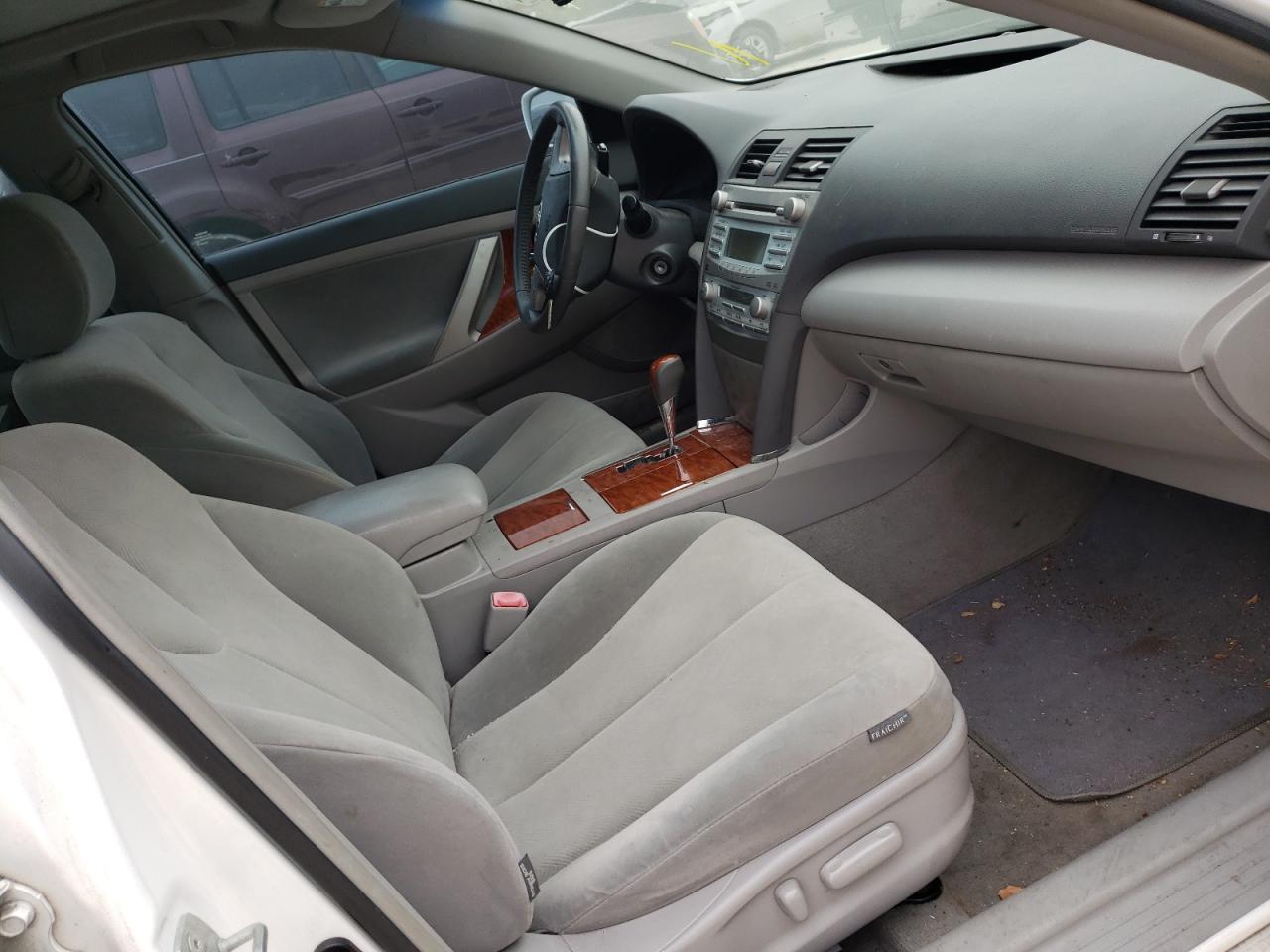 Photo 5 from auction – 2009 TOYOTA CAMRY BASE with VIN 4T1BE46K69U828078