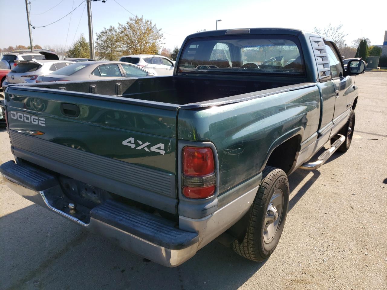Photo 4 from auction – 2000 DODGE RAM 1500 with VIN 3B7HF12Y3YG103222
