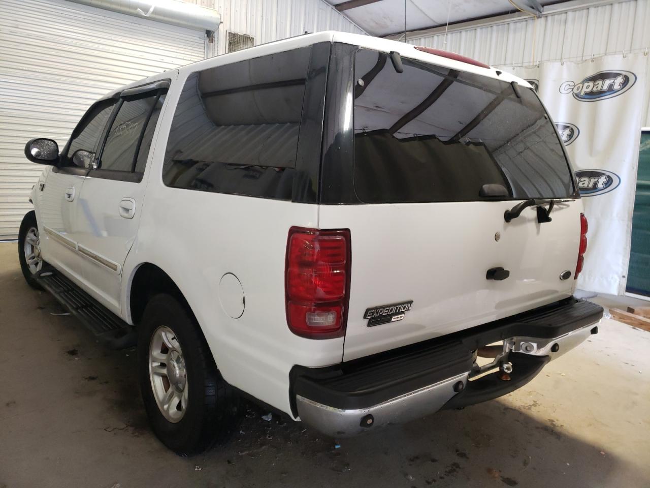 Photo 3 from auction – 2001 FORD EXPEDITION with VIN 1FMEU15L31LA39907