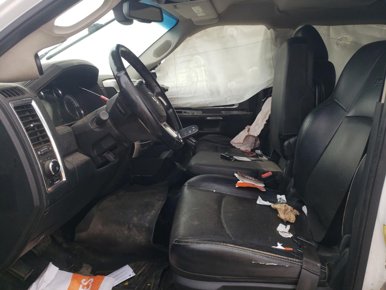 Photo 5 from auction – 2014 RAM 3500 LARAM with VIN 3C63RRJL8EG175932