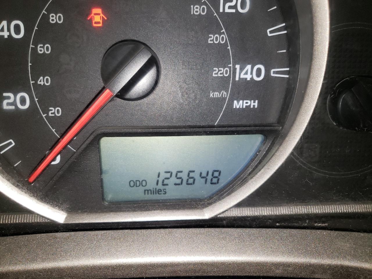 Photo 8 from auction – 2014 TOYOTA RAV4 LE with VIN 2T3BFREV2EW173246