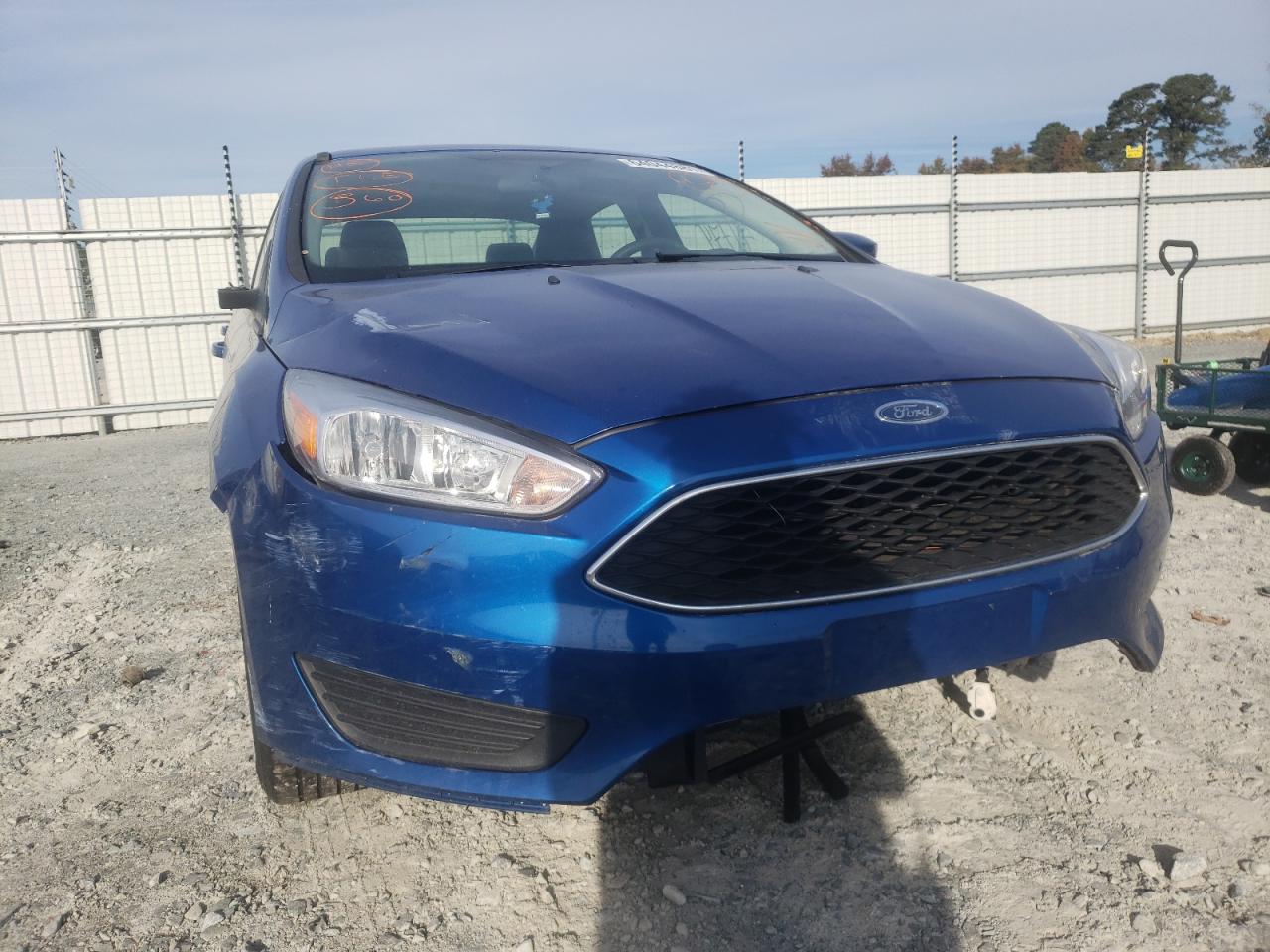 Photo 9 from auction – 2018 FORD FOCUS SE with VIN 1FADP3F23JL216180