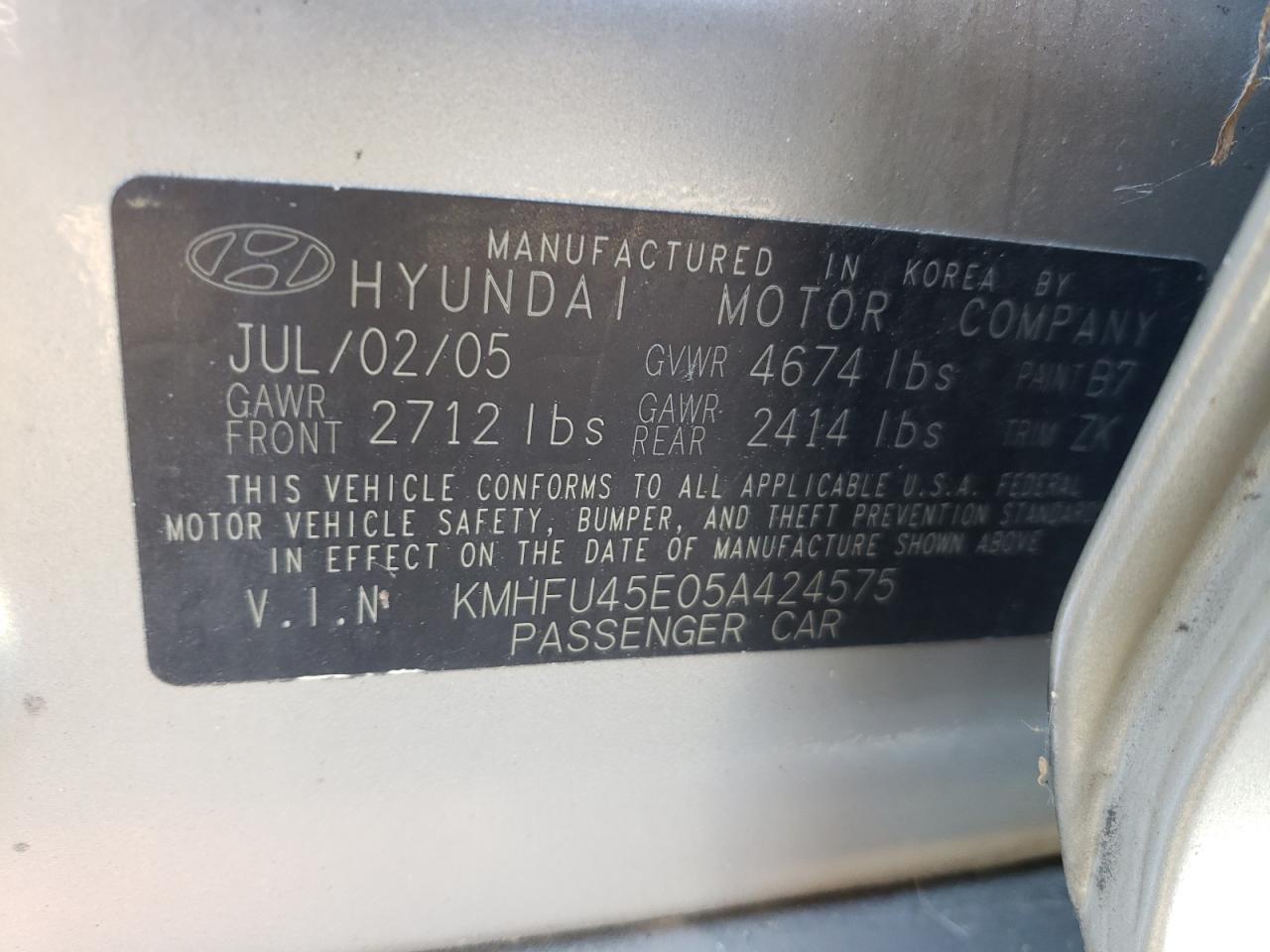Photo 10 from auction – 2005 HYUNDAI XG350 with VIN KMHFU45E05A424575