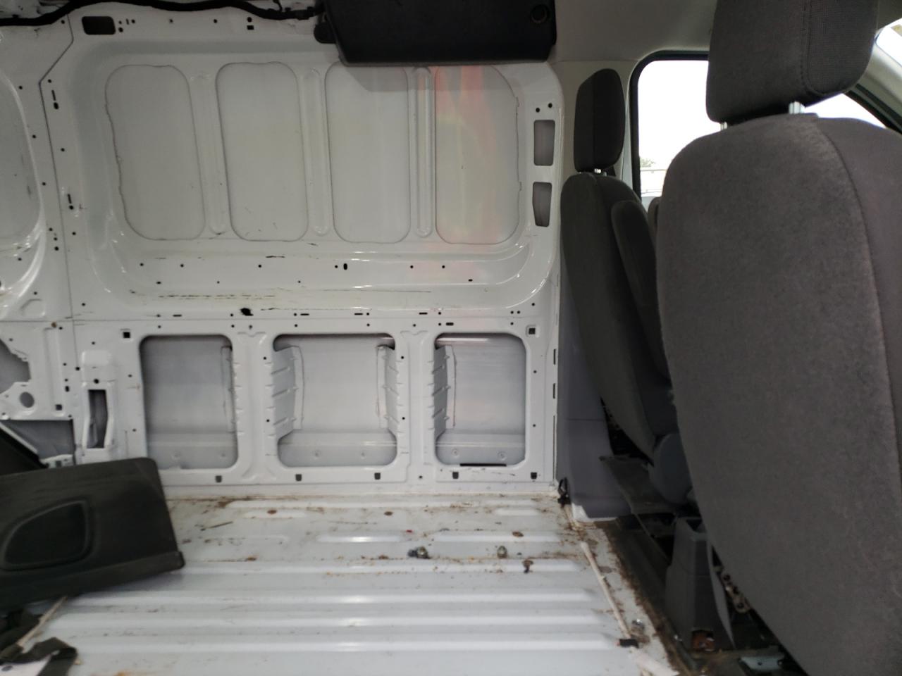 Photo 6 from auction – 2019 FORD TRANSIT T- with VIN 1FTYE1YM5KKA80145