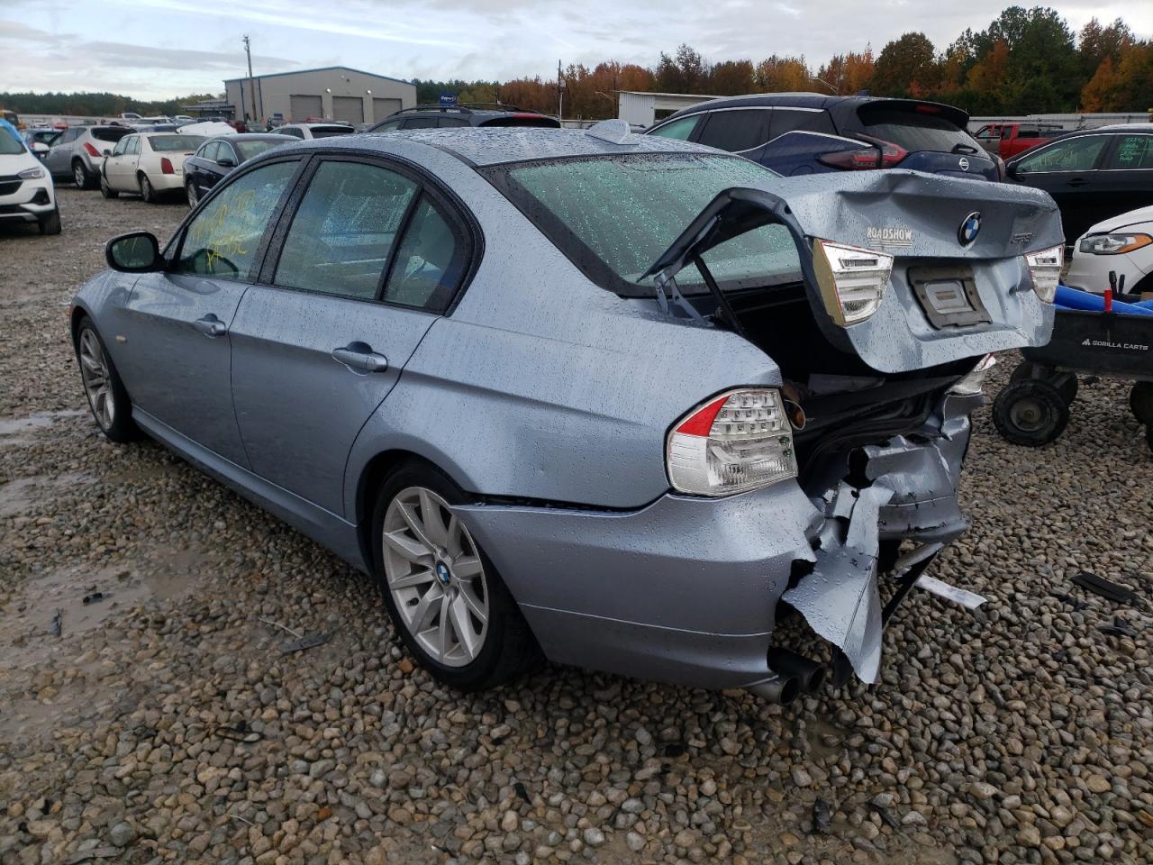 Photo 3 from auction – 2010 BMW 328 I with VIN WBAPH7G57ANM50764