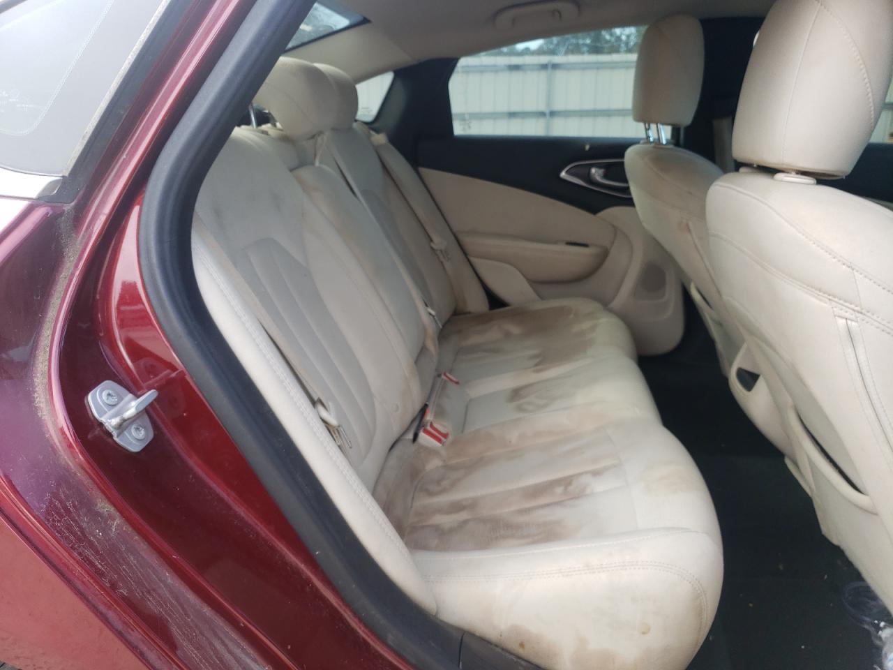Photo 6 from auction – 2015 CHRYSLER 200 LIMITE with VIN 1C3CCCAB4FN738731