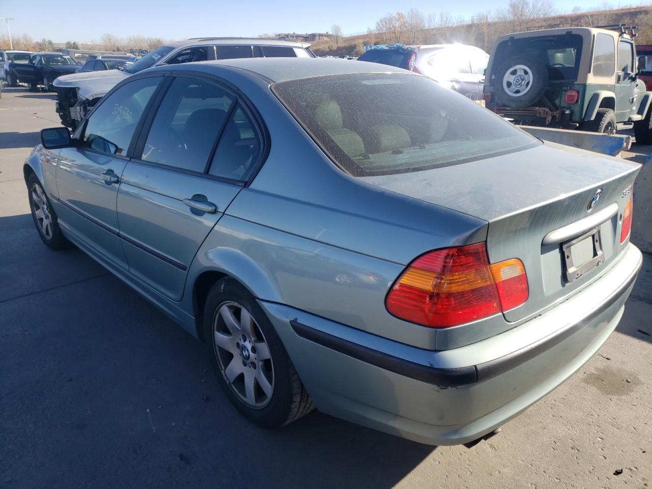 Photo 3 from auction – 2003 BMW 325I with VIN WBAEV33423KL82724