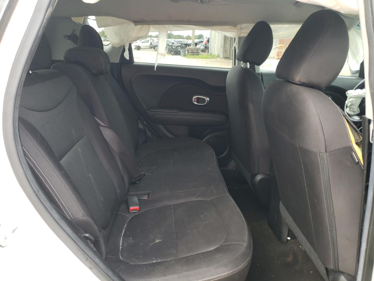 Photo 6 from auction – 2015 KIA SOUL with VIN KNDJN2A28F7185271