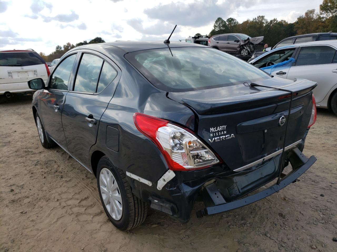 Photo 3 from auction – 2017 NISSAN VERSA S with VIN 3N1CN7AP7HL849711