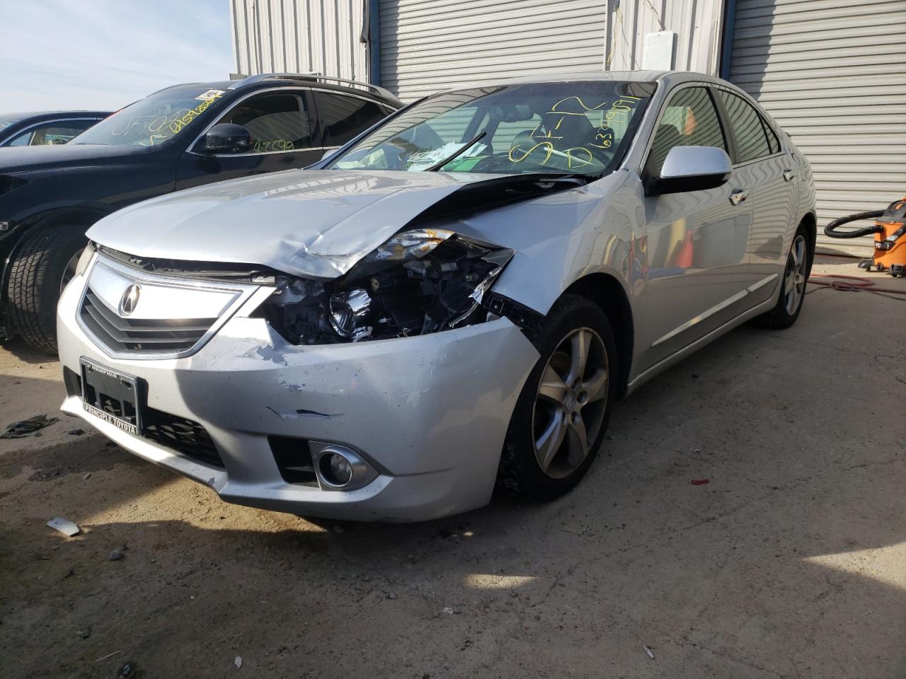 Photo 2 from auction – 2012 ACURA TSX with VIN JH4CU2F4XCC011239