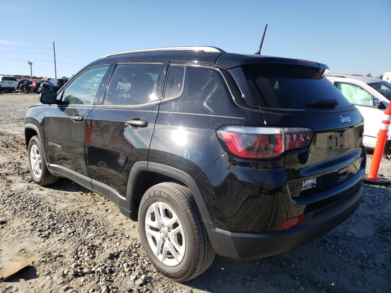 Photo 3 from auction – 2018 JEEP COMPASS SP with VIN 3C4NJCAB4JT467883