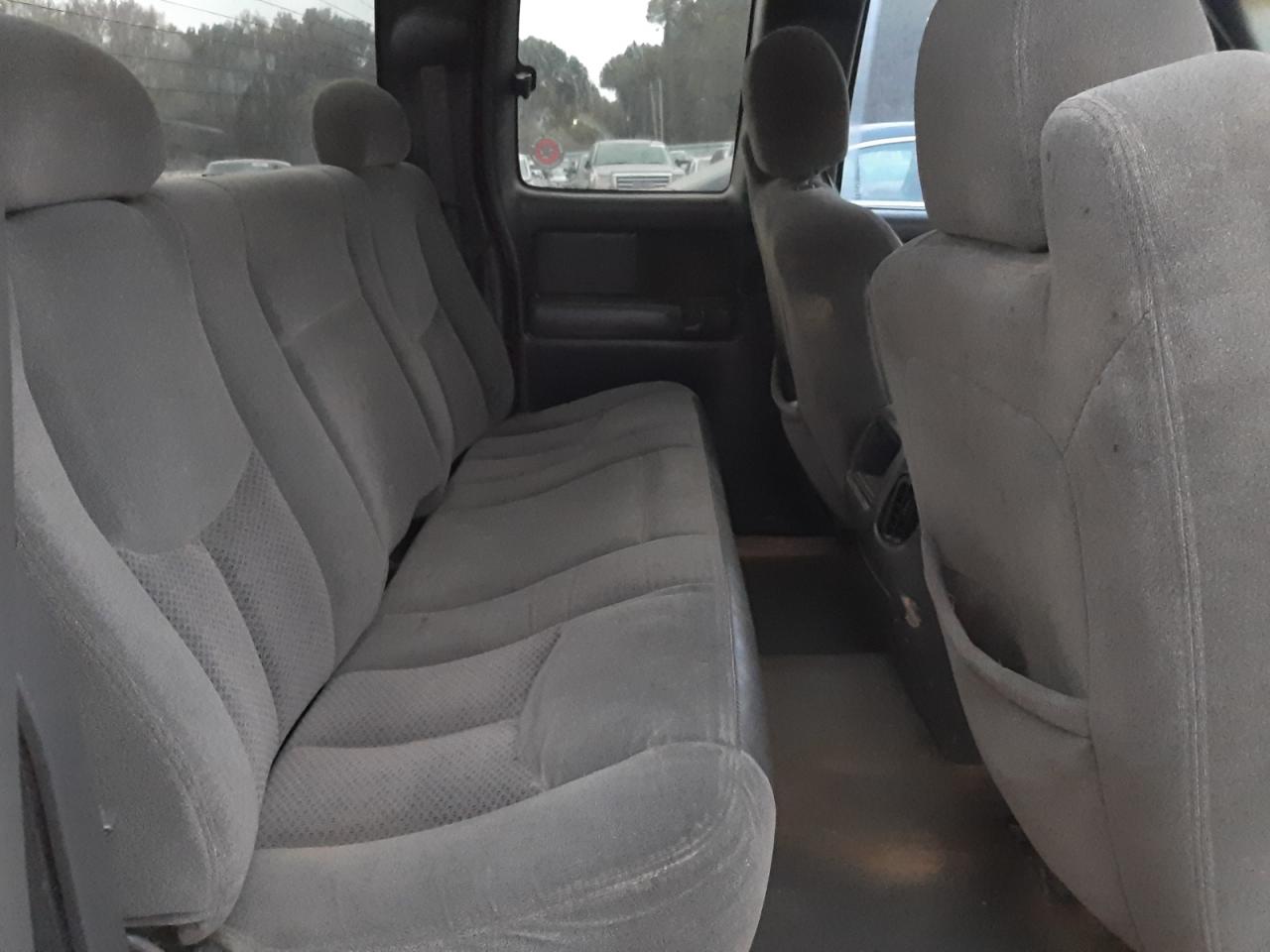 Photo 6 from auction – 2003 CHEVROLET SILVERADO with VIN 2GCEC19T831400333