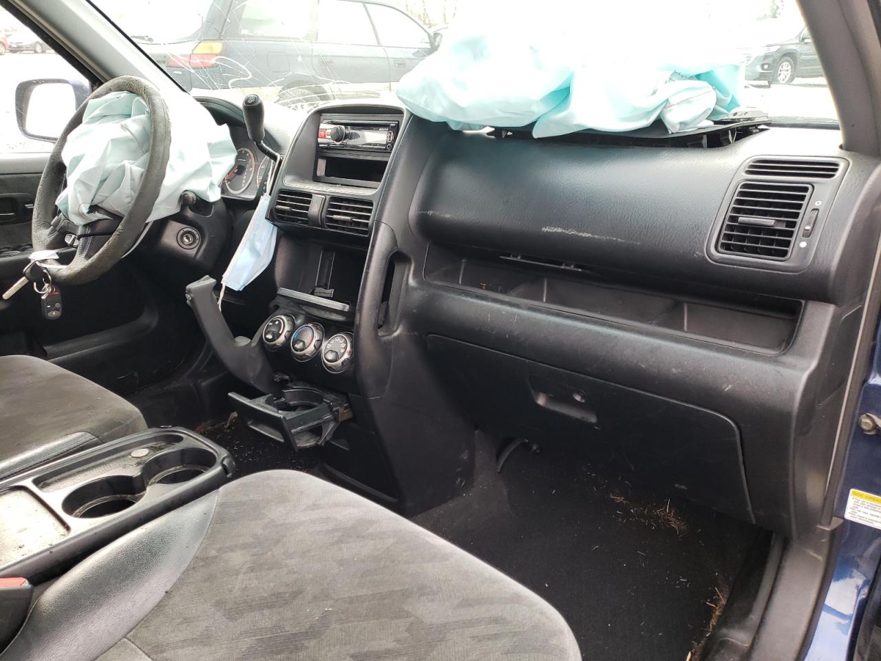 Photo 9 from auction – 2004 HONDA CR-V EX with VIN JHLRD78834C013511