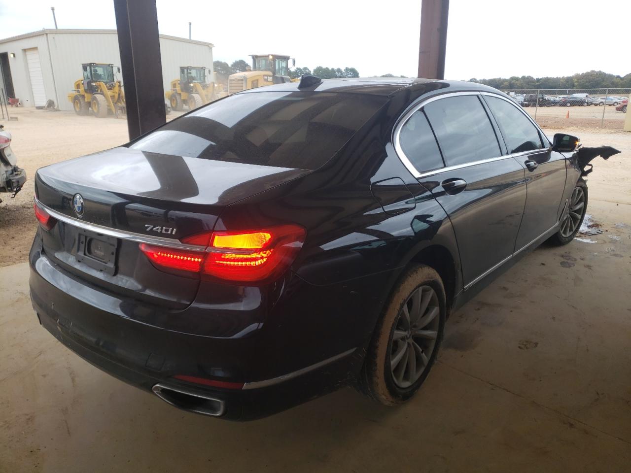 Photo 4 from auction – 2017 BMW 740 I with VIN WBA7E2C50HG739856