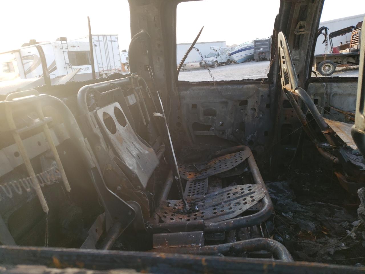 Photo 6 from auction – 2005 FORD F350 SUPER with VIN 1FTWW33P65EB78475
