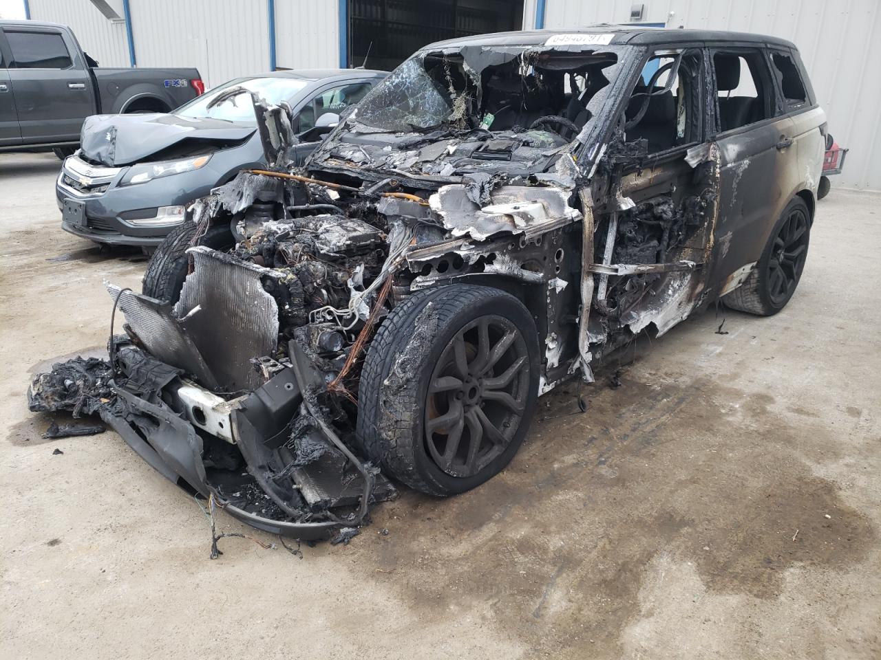 Photo 2 from auction – 2016 LAND ROVER RANGE ROVE with VIN SALWR2PF0GA588498