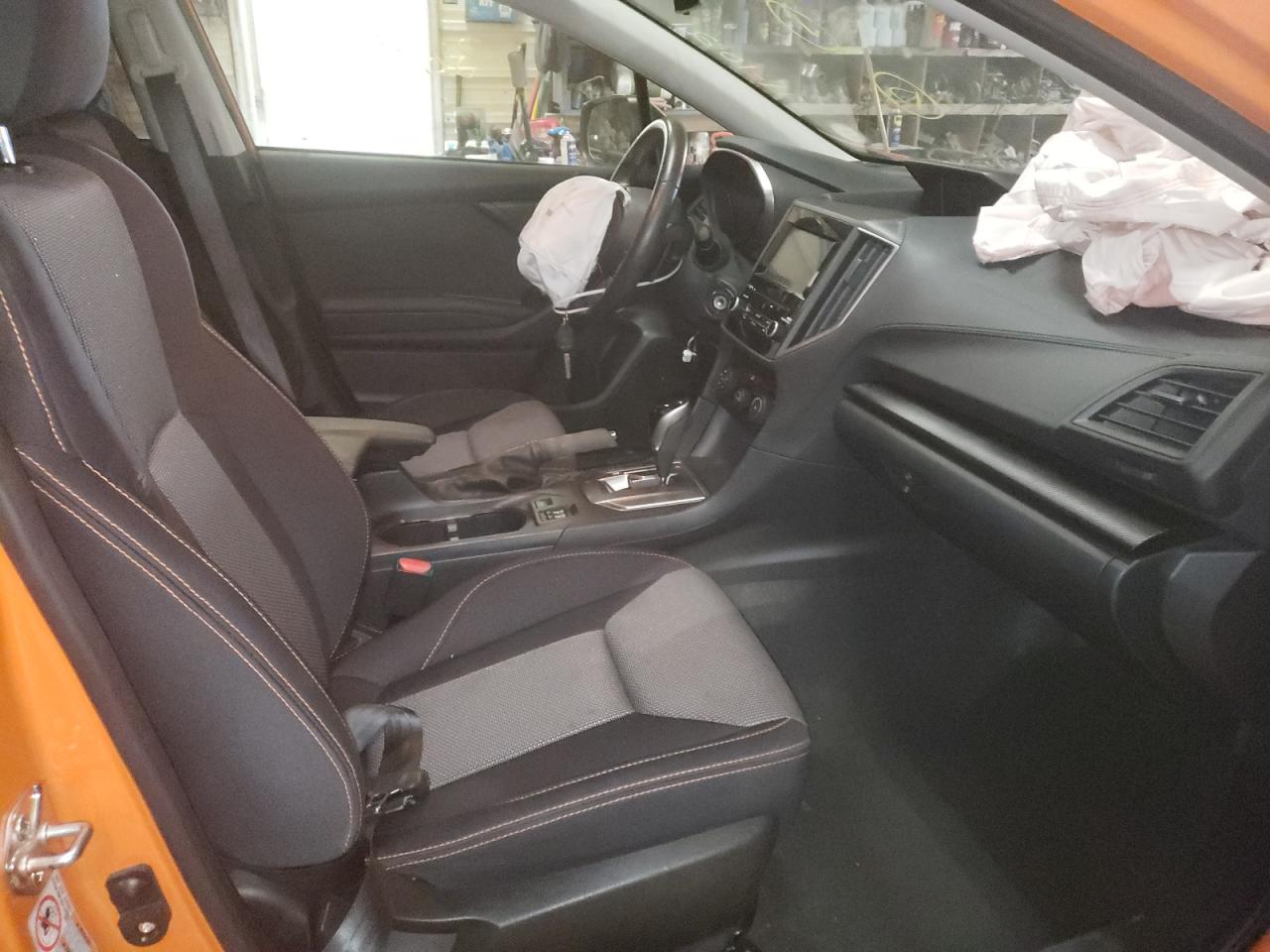 Photo 5 from auction – 2019 SUBARU CROSSTREK with VIN JF2GTACC2KH248807
