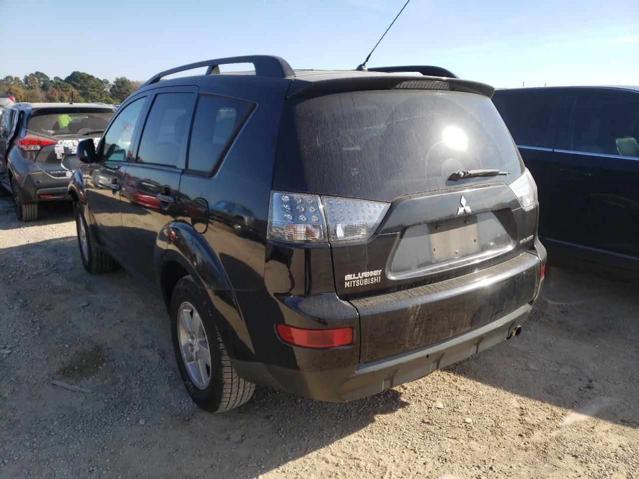 Photo 3 from auction – 2007 MITSUBISHI OUTLANDER with VIN JA4MS31X17Z004616