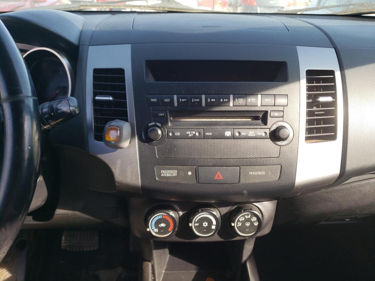 Photo 9 from auction – 2007 MITSUBISHI OUTLANDER with VIN JA4MS31X17Z004616