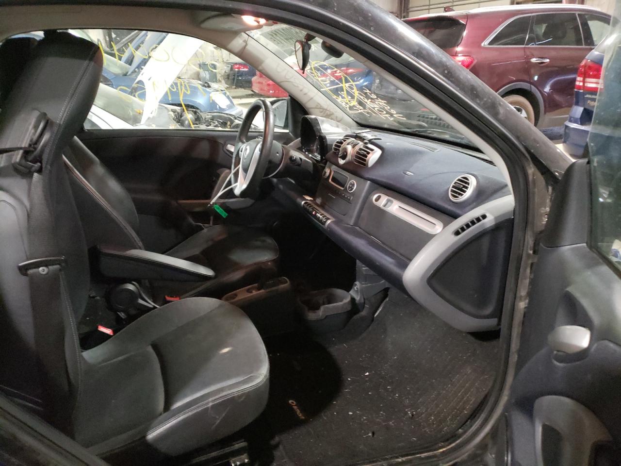 Photo 5 from auction – 2012 SMART FORTWO PUR with VIN WMEEJ3BA8CK557033