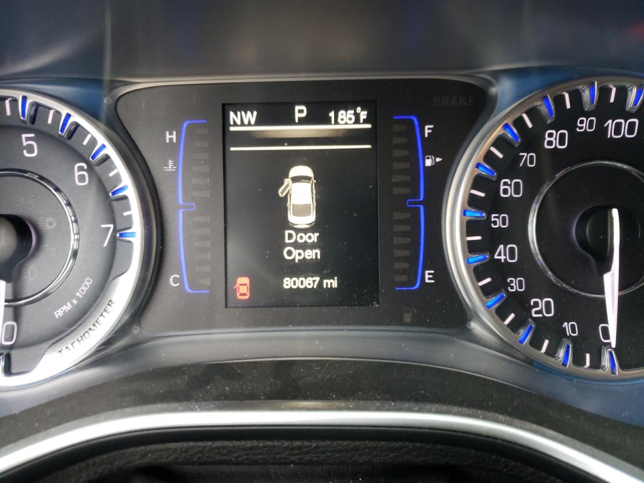 Photo 8 from auction – 2015 CHRYSLER 200 LIMITE with VIN 1C3CCCAB9FN568415