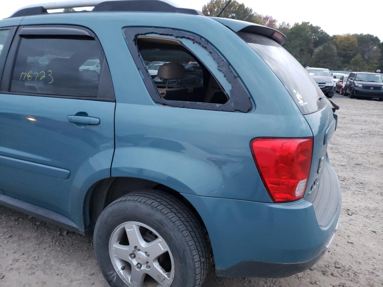 Photo 9 from auction – 2008 PONTIAC TORRENT with VIN 2CKDL33F986310282