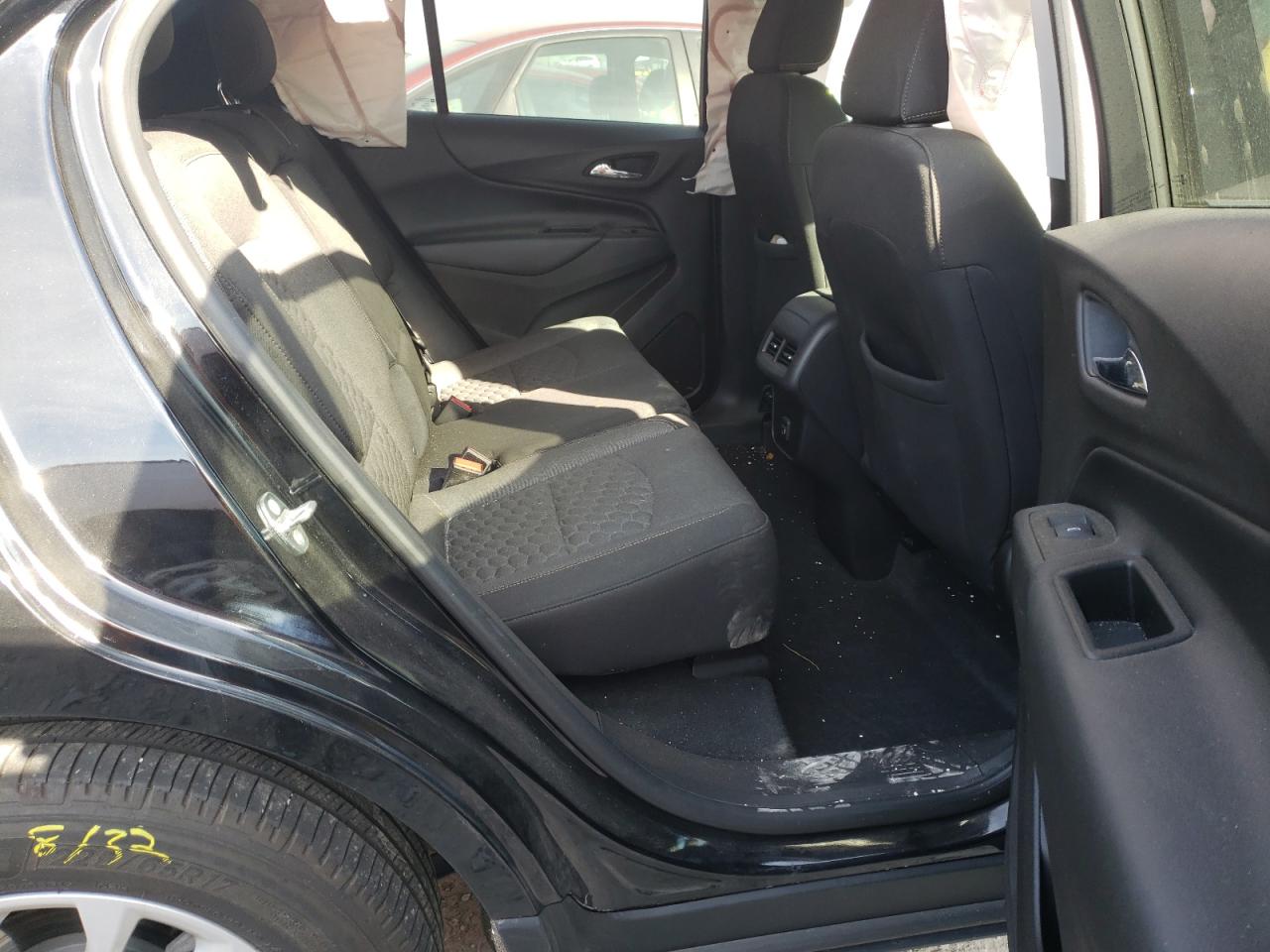 Photo 6 from auction – 2019 CHEVROLET EQUINOX LT with VIN 3GNAXKEV9KL100871