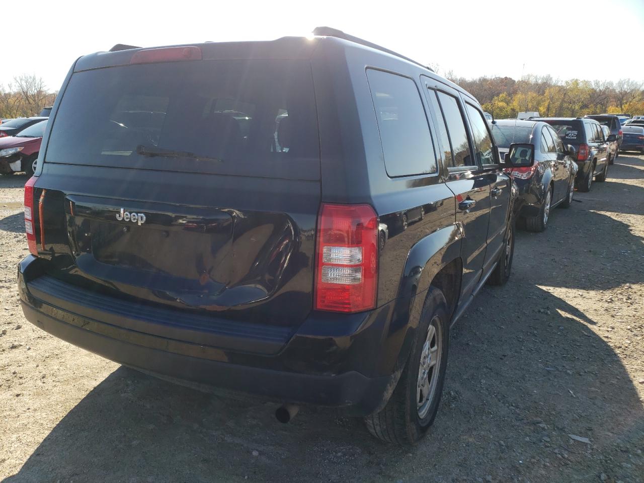 Photo 4 from auction – 2016 JEEP PATRIOT SP with VIN 1C4NJPBA2GD669634