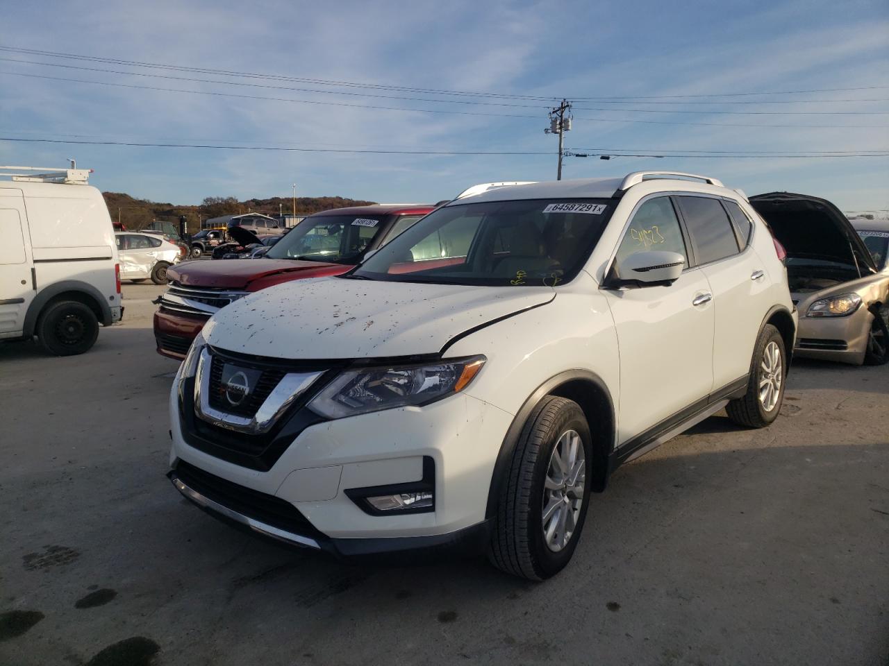 Photo 2 from auction – 2017 NISSAN ROGUE S with VIN KNMAT2MT7HP577896