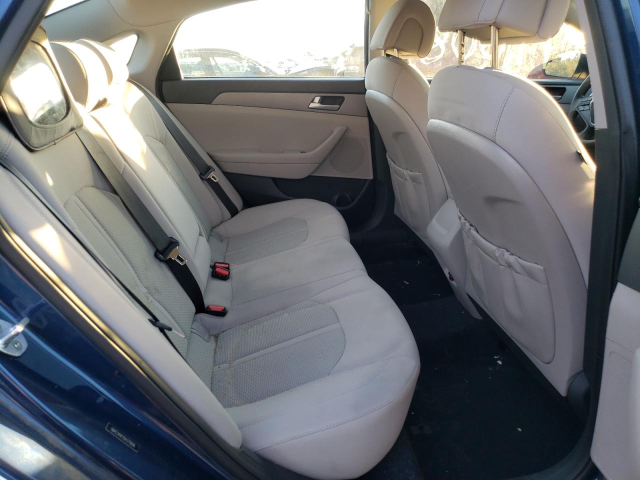Photo 6 from auction – 2016 HYUNDAI SONATA SE with VIN 5NPE24AF2GH375606