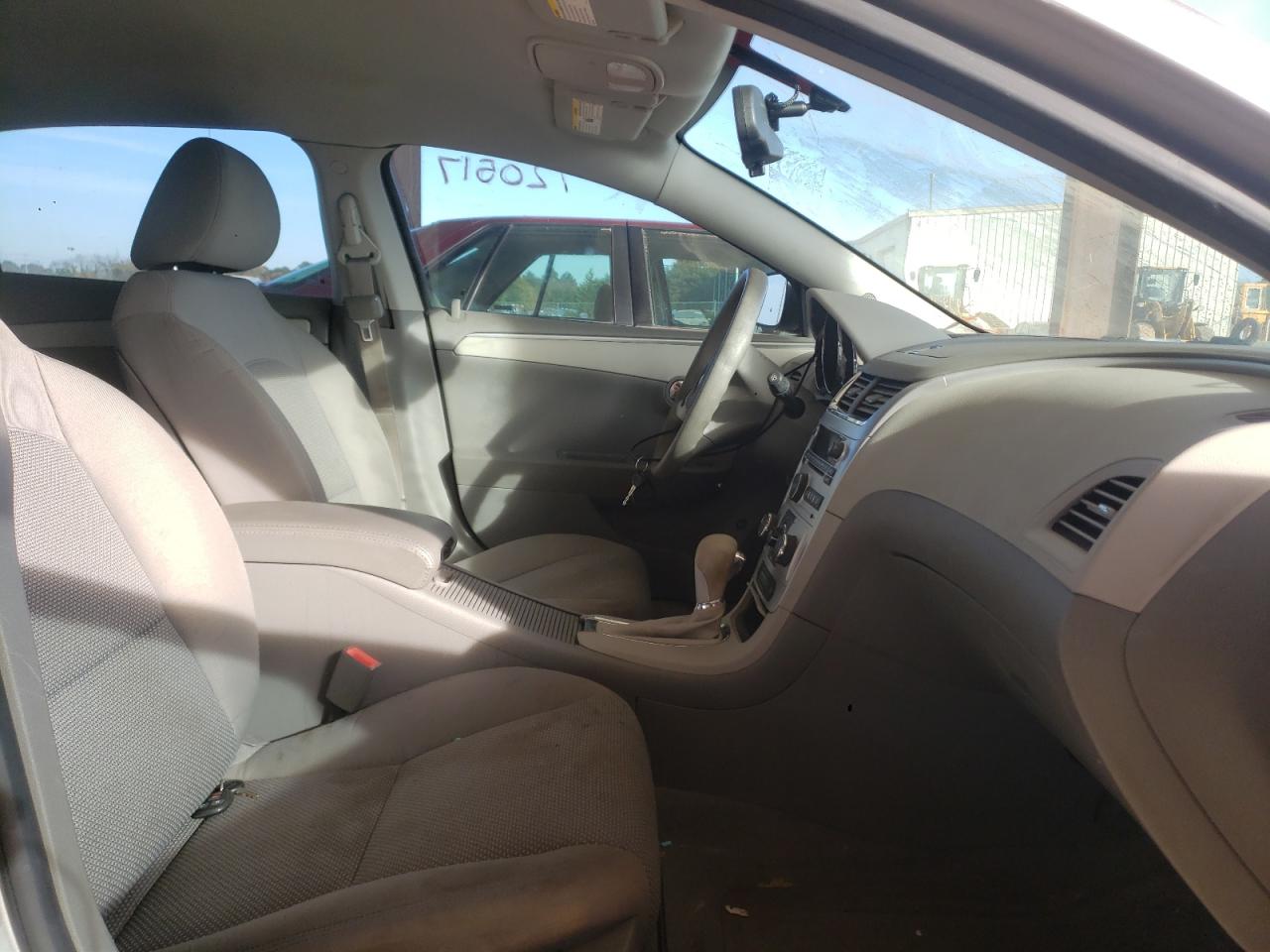 Photo 5 from auction – 2012 CHEVROLET MALIBU LS with VIN 1G1ZB5E05CF206349