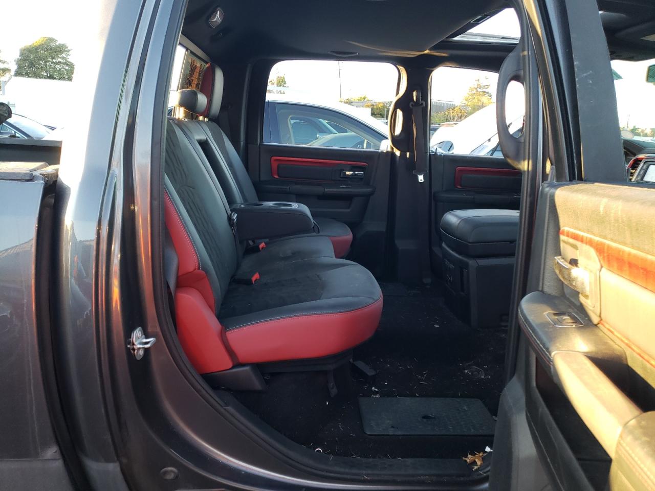 Photo 6 from auction – 2015 RAM 1500 REBEL with VIN 1C6RR7YT0FS743475