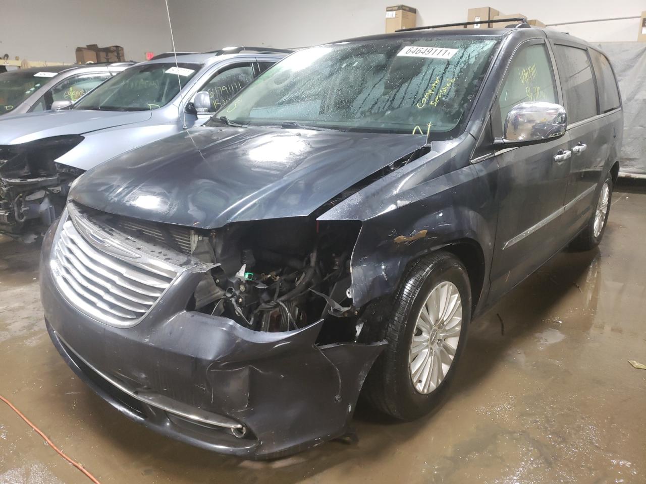 Photo 2 from auction – 2013 CHRYSLER TOWN & COU with VIN 2C4RC1GG8DR595358