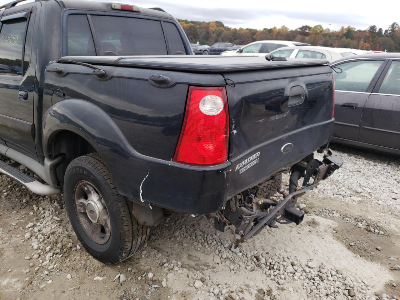 Photo 9 from auction – 2003 FORD EXPLORER S with VIN 1FMZU67E43UA40185