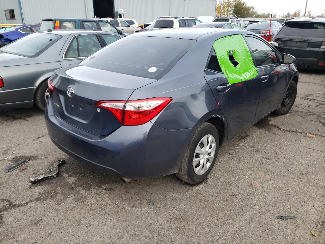 Photo 4 from auction – 2015 TOYOTA COROLLA L with VIN 5YFBURHE6FP358834