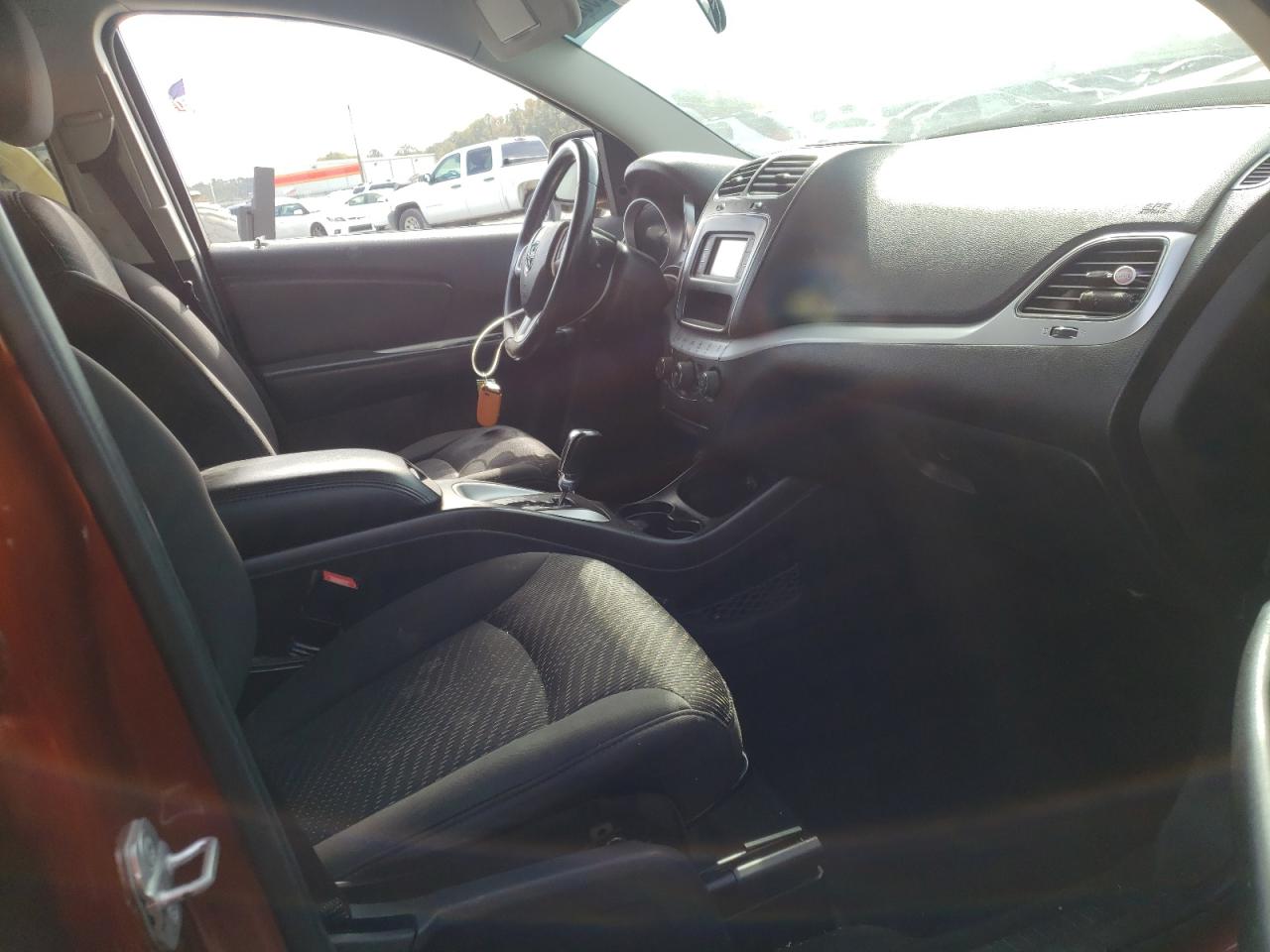 Photo 5 from auction – 2012 DODGE JOURNEY SE with VIN 3C4PDCAB5CT260728