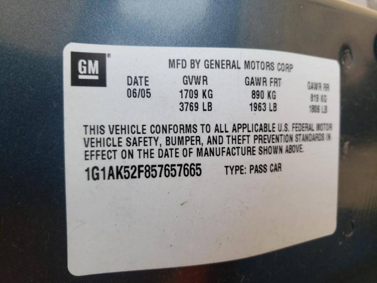 Photo 10 from auction – 2005 CHEVROLET COBALT with VIN 1G1AK52F857657665