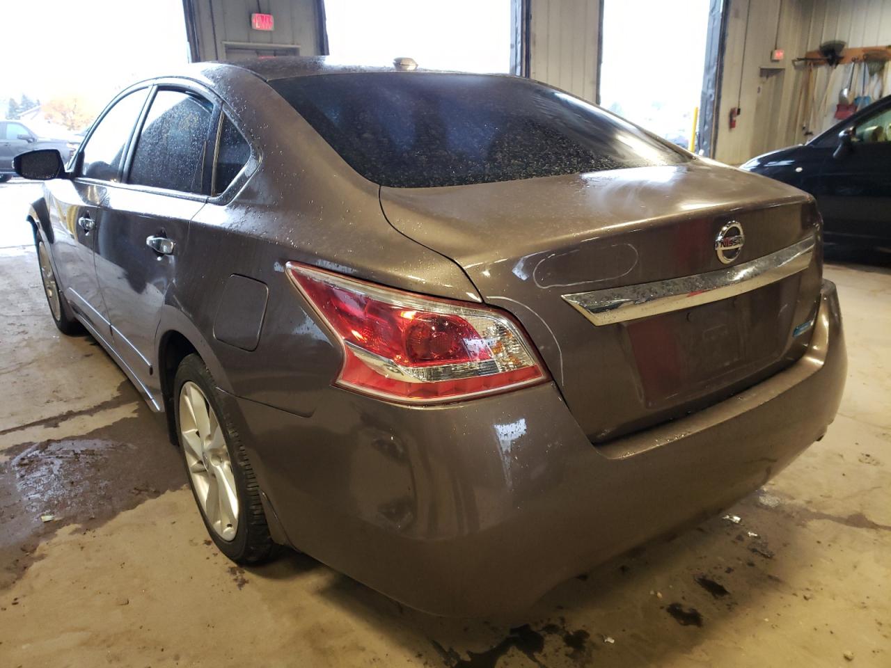 Photo 3 from auction – 2015 NISSAN ALTIMA 2.5 with VIN 1N4AL3AP0FC225072