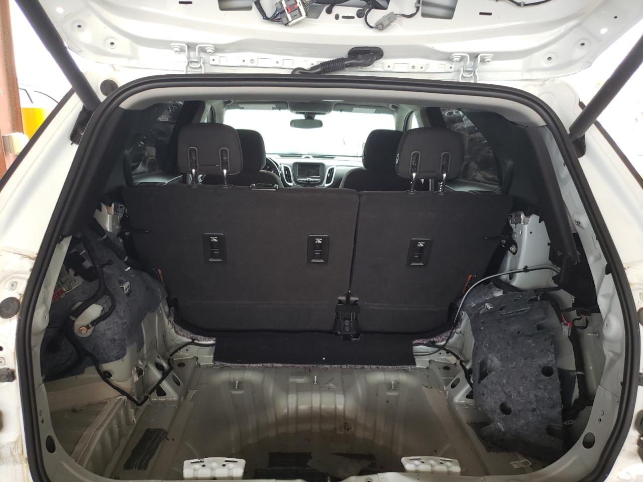 Photo 9 from auction – 2019 CHEVROLET EQUINOX LT with VIN 3GNAXKEV3KS528635