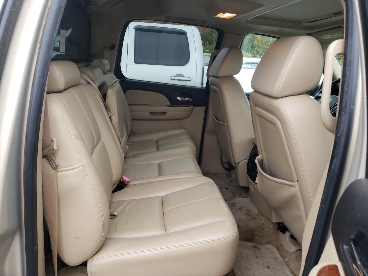 Photo 6 from auction – 2008 CHEVROLET AVALANCHE with VIN 3GNEC12028G192536