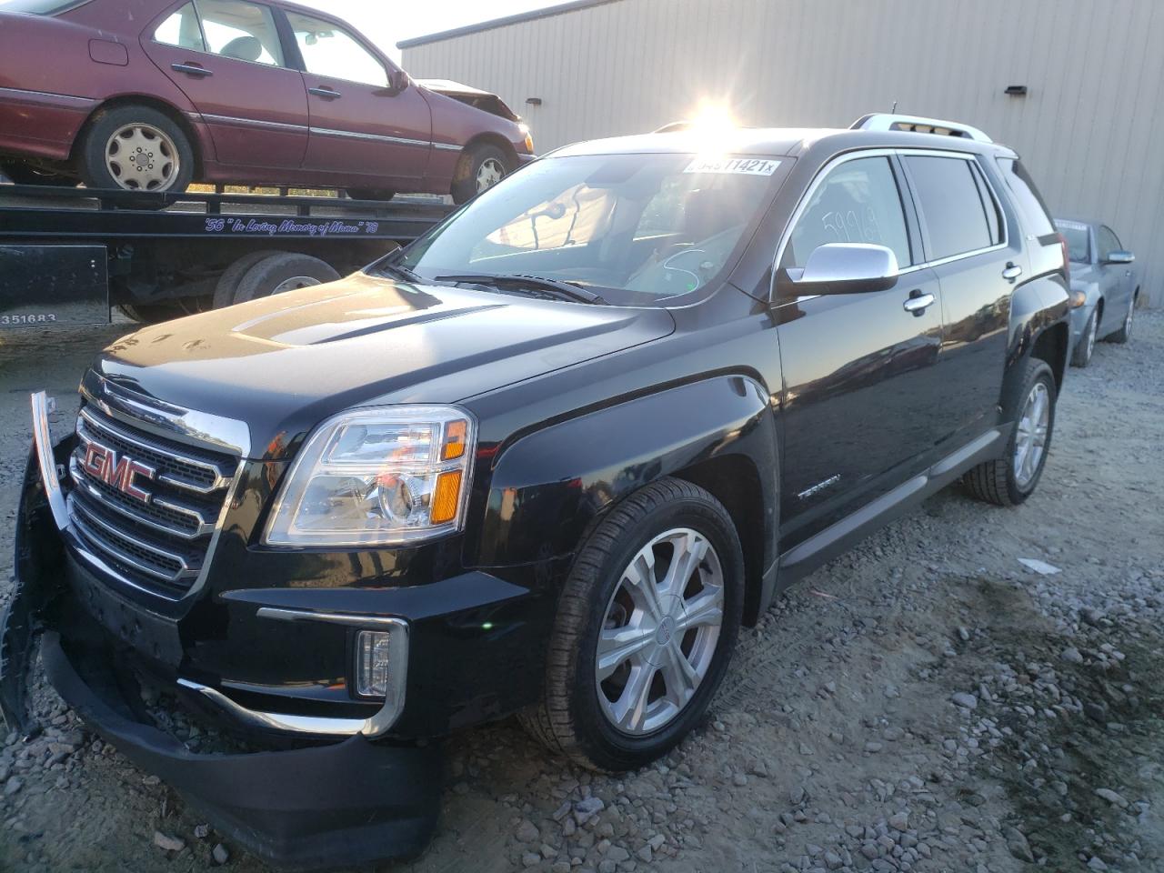 Photo 2 from auction – 2017 GMC TERRAIN SL with VIN 2GKFLUEK5H6218557