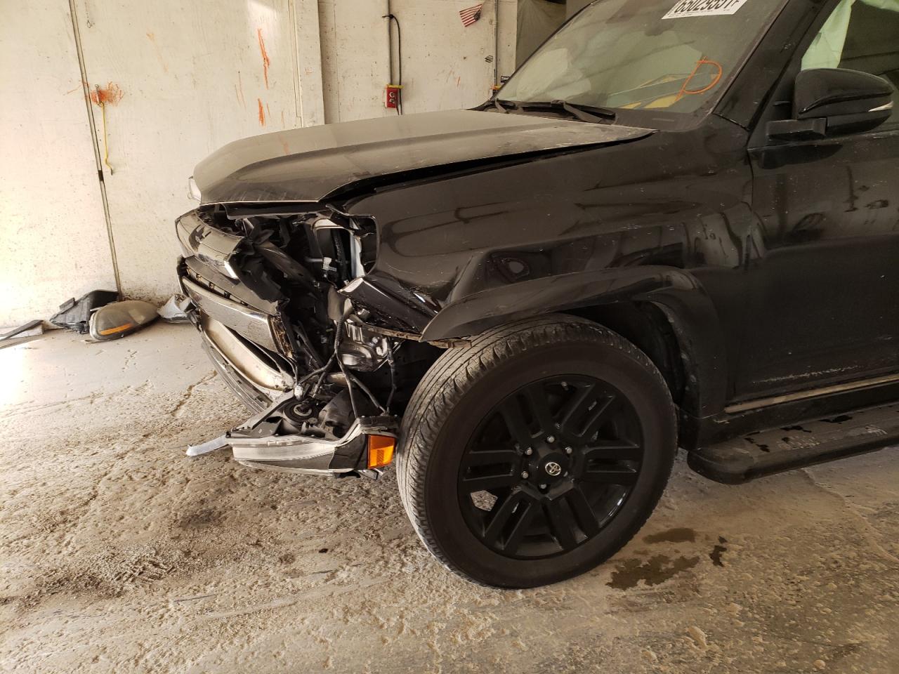 Photo 9 from auction – 2020 TOYOTA 4RUNNER SR with VIN JTEBU5JR6L5757382