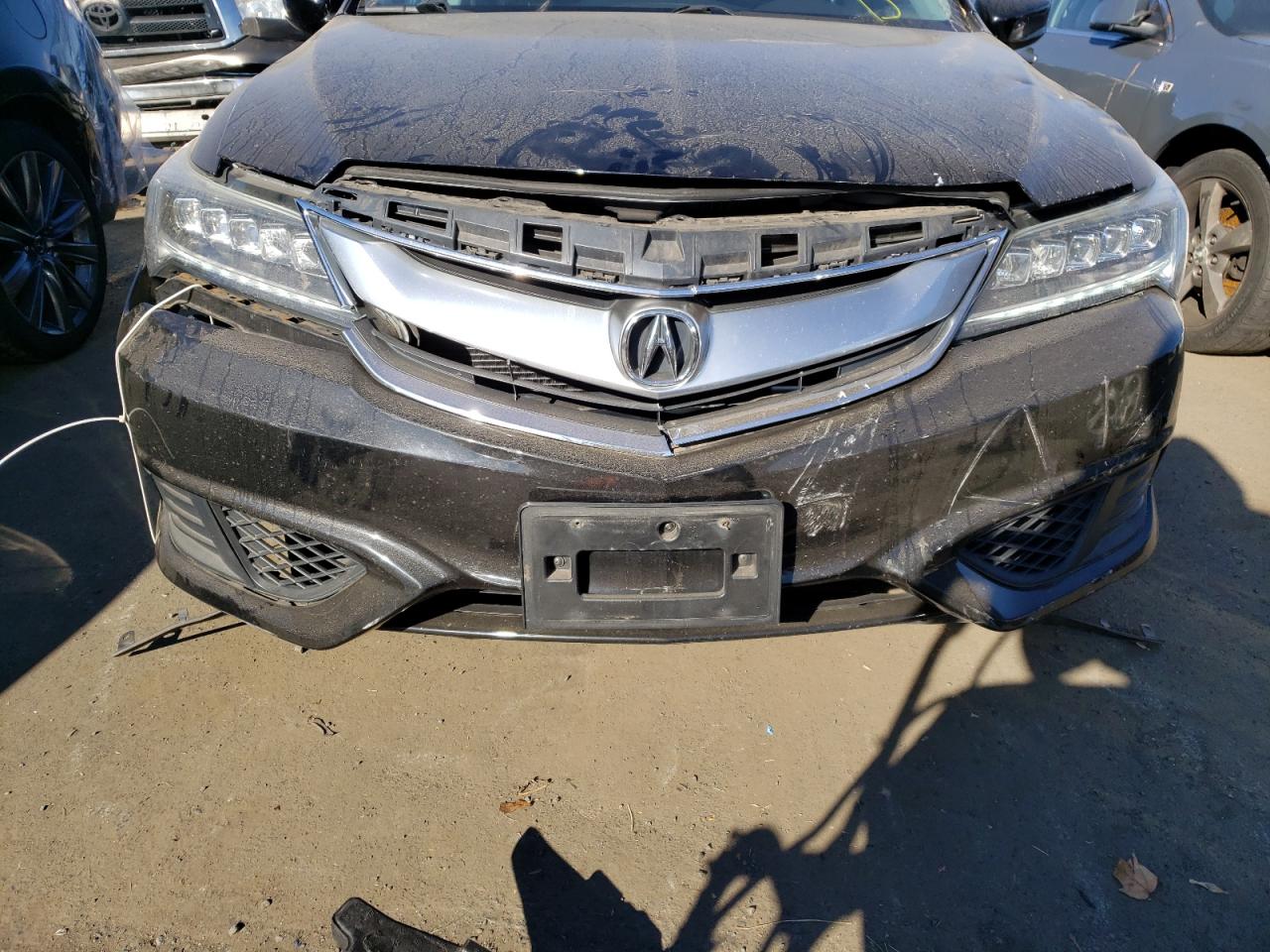 Photo 9 from auction – 2016 ACURA ILX PREMIU with VIN 19UDE2F71GA014949