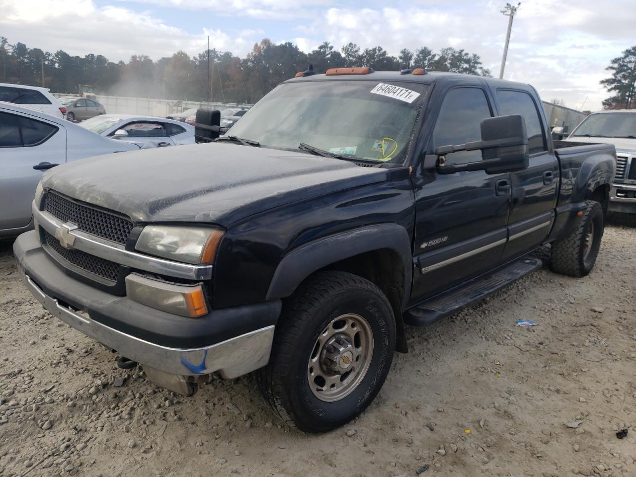 Photo 2 from auction – 2003 CHEVROLET SILVERADO with VIN 1GCGK13U53F115000