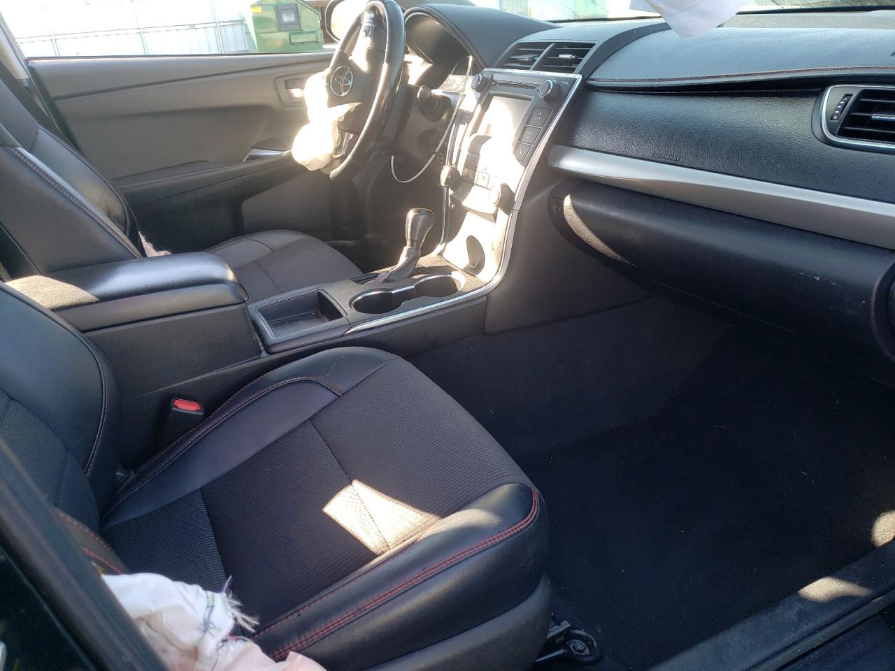 Photo 5 from auction – 2016 TOYOTA CAMRY LE with VIN 4T1BF1FKXGU171553