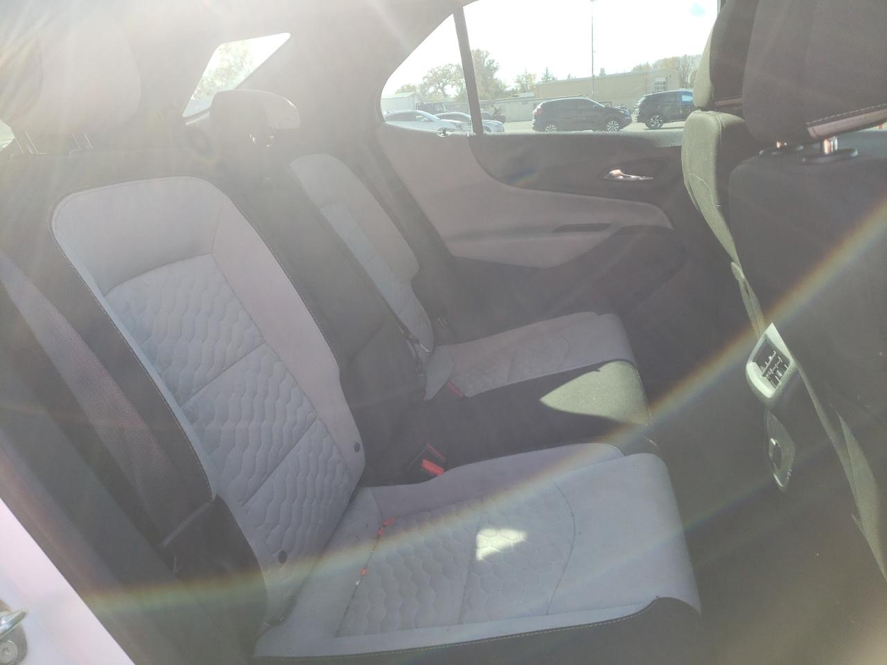Photo 6 from auction – 2018 CHEVROLET EQUINOX LS with VIN 2GNAXHEV7J6207911