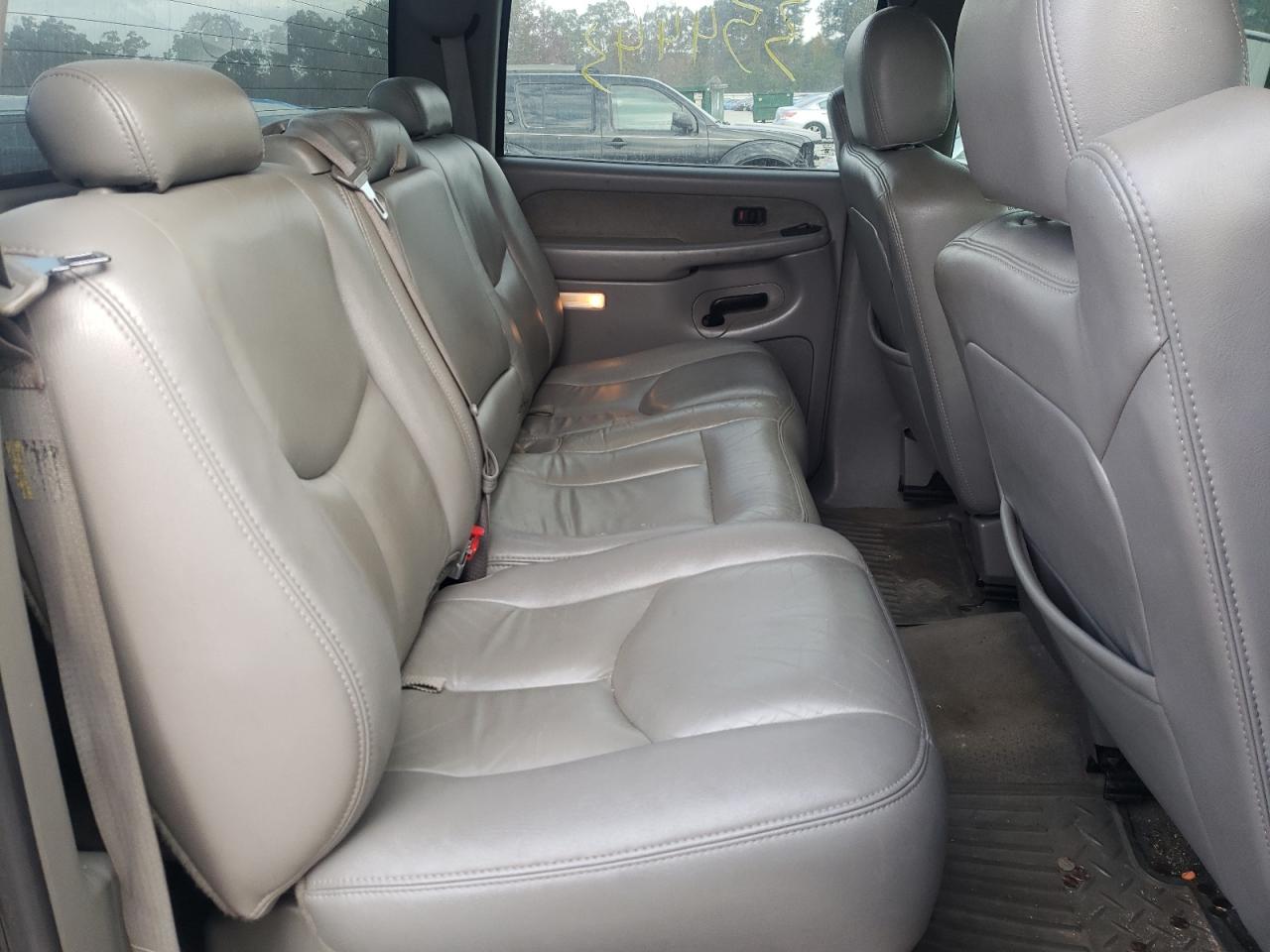 Photo 6 from auction – 2003 CHEVROLET SILVERADO with VIN 1GCGK13U53F115000