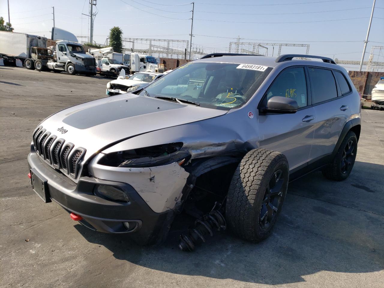 Photo 2 from auction – 2018 JEEP CHEROKEE T with VIN 1C4PJMBX6JD508853