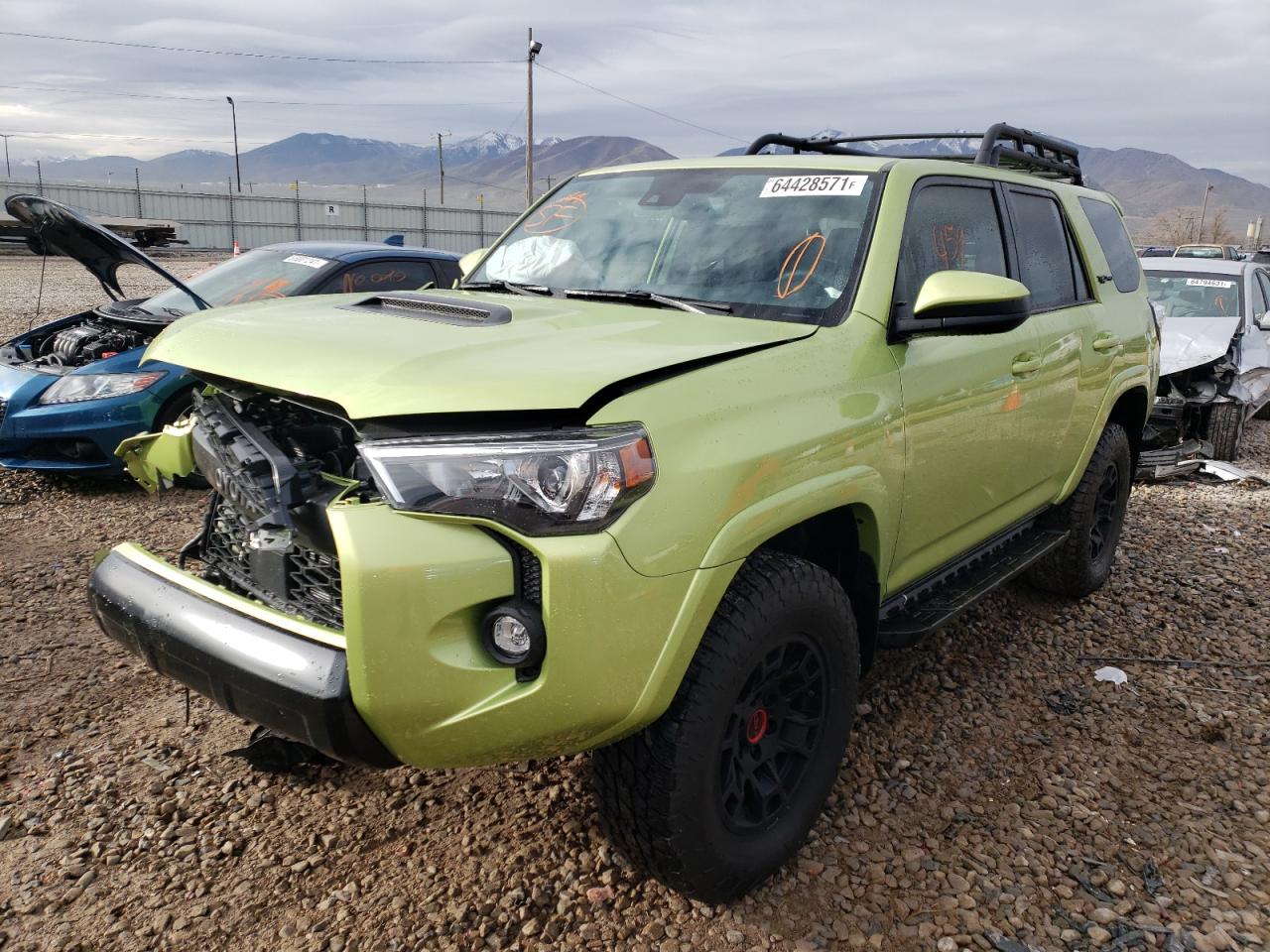 Photo 2 from auction – 2022 TOYOTA 4RUNNER SR with VIN JTELU5JR6N5976205