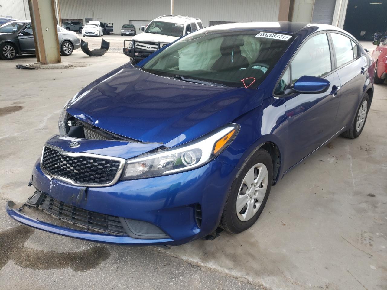Photo 2 from auction – 2018 KIA FORTE LX with VIN 3KPFK4A70JE190902